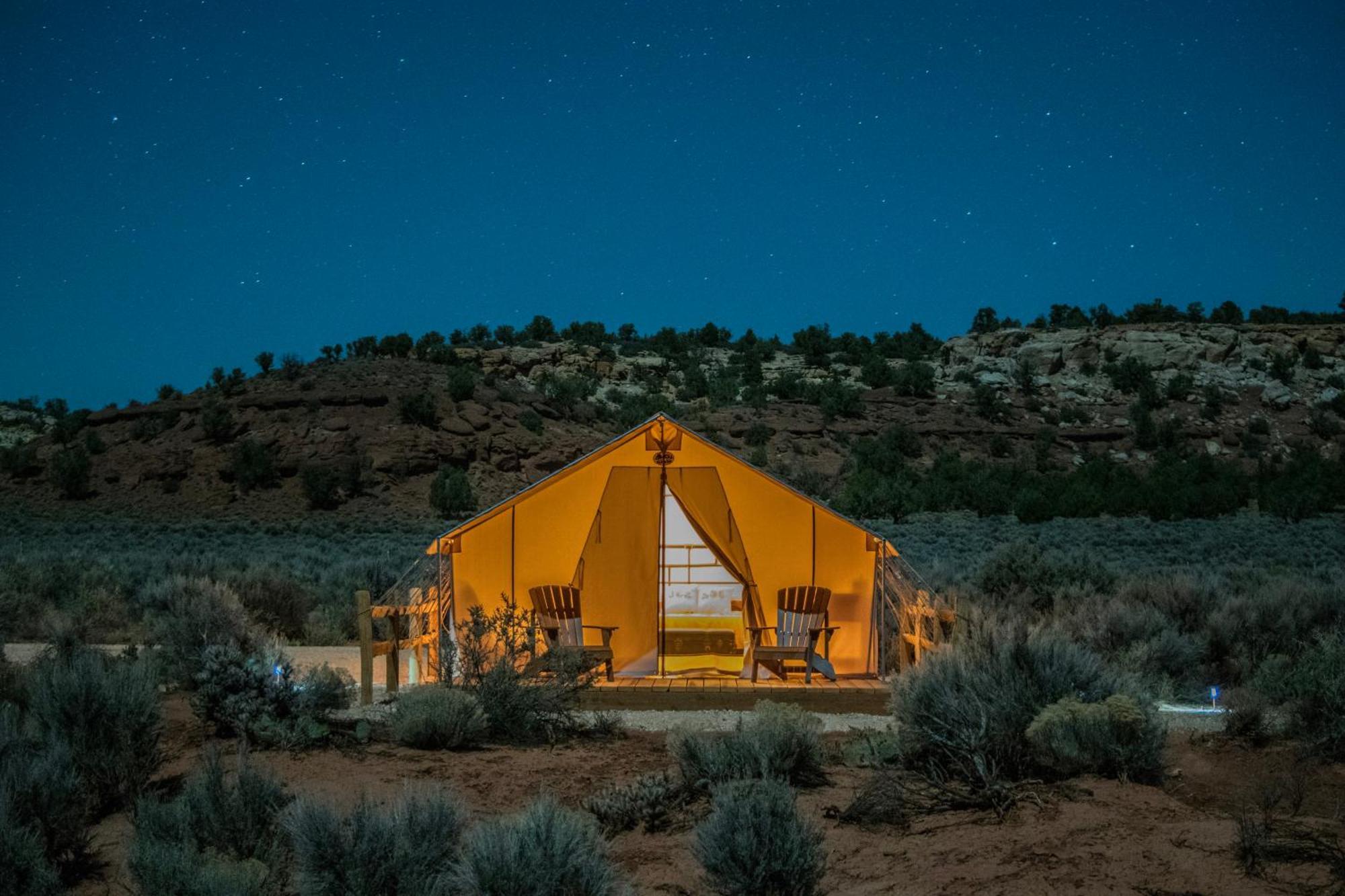Basecamp 37° Hotel Kanab Exterior photo